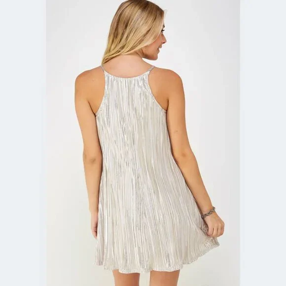 NWT - Caramela Bodre Pleated Foil Dress – Silver Metallic – Travel Friendly - Picture 2 of 3